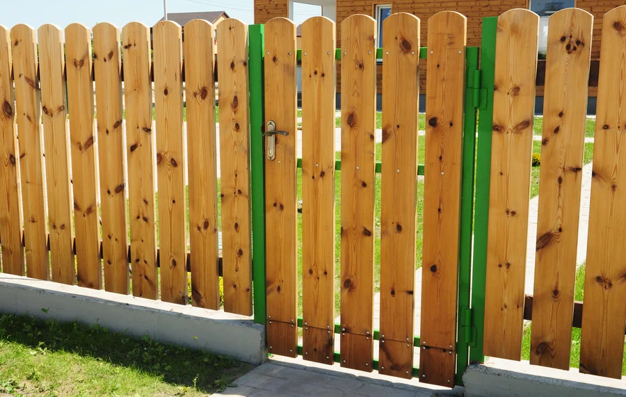 How Fencing Services Improve Home Security And Privacy in Jasper, AL